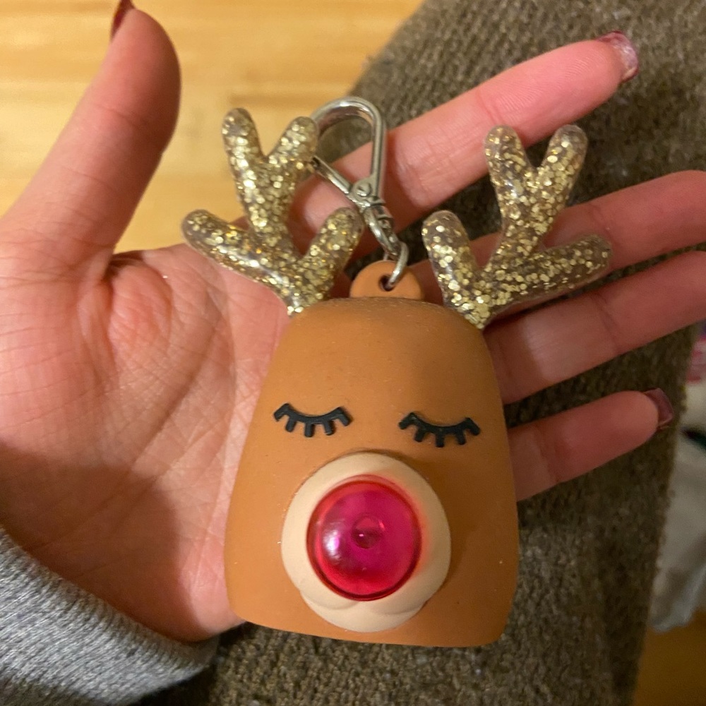 Raindeer hand sanitizer holder